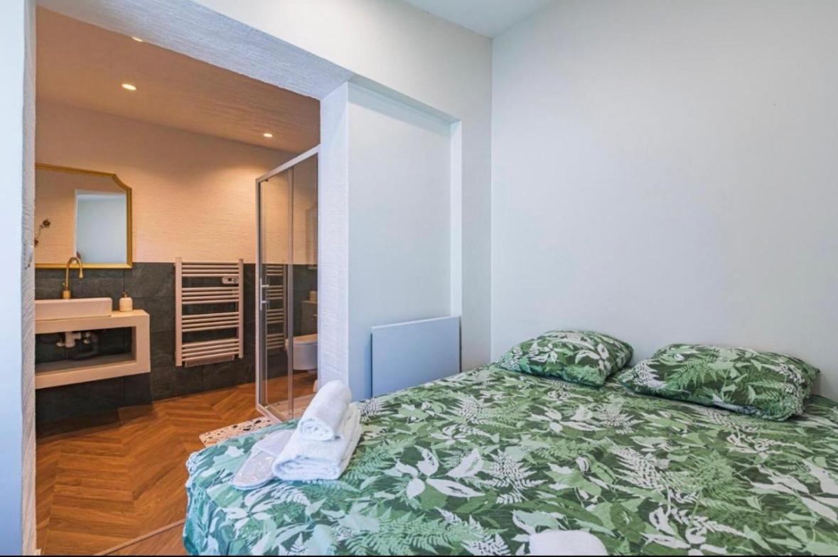 Le Cozy Reims -Escapade Raffinee Avec Spa Prive エクステリア 写真